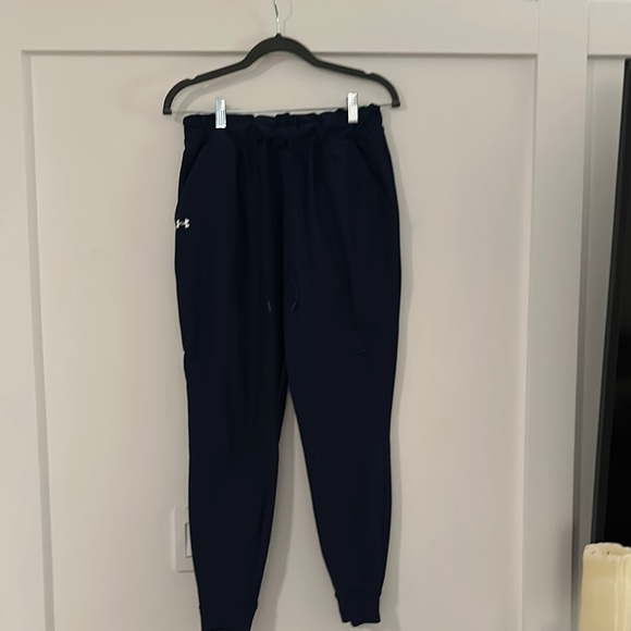 Under Armour Navy Joggers - Picture 1 of 2